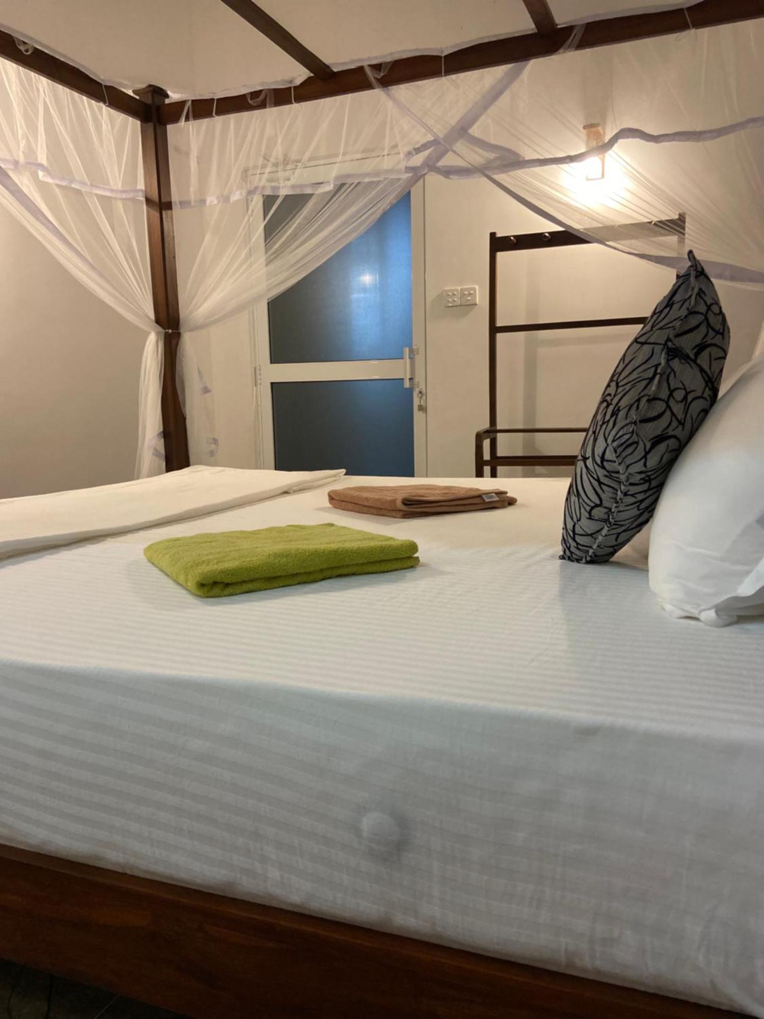 Mirissa Gold Rush Villa ภายนอก รูปภาพ