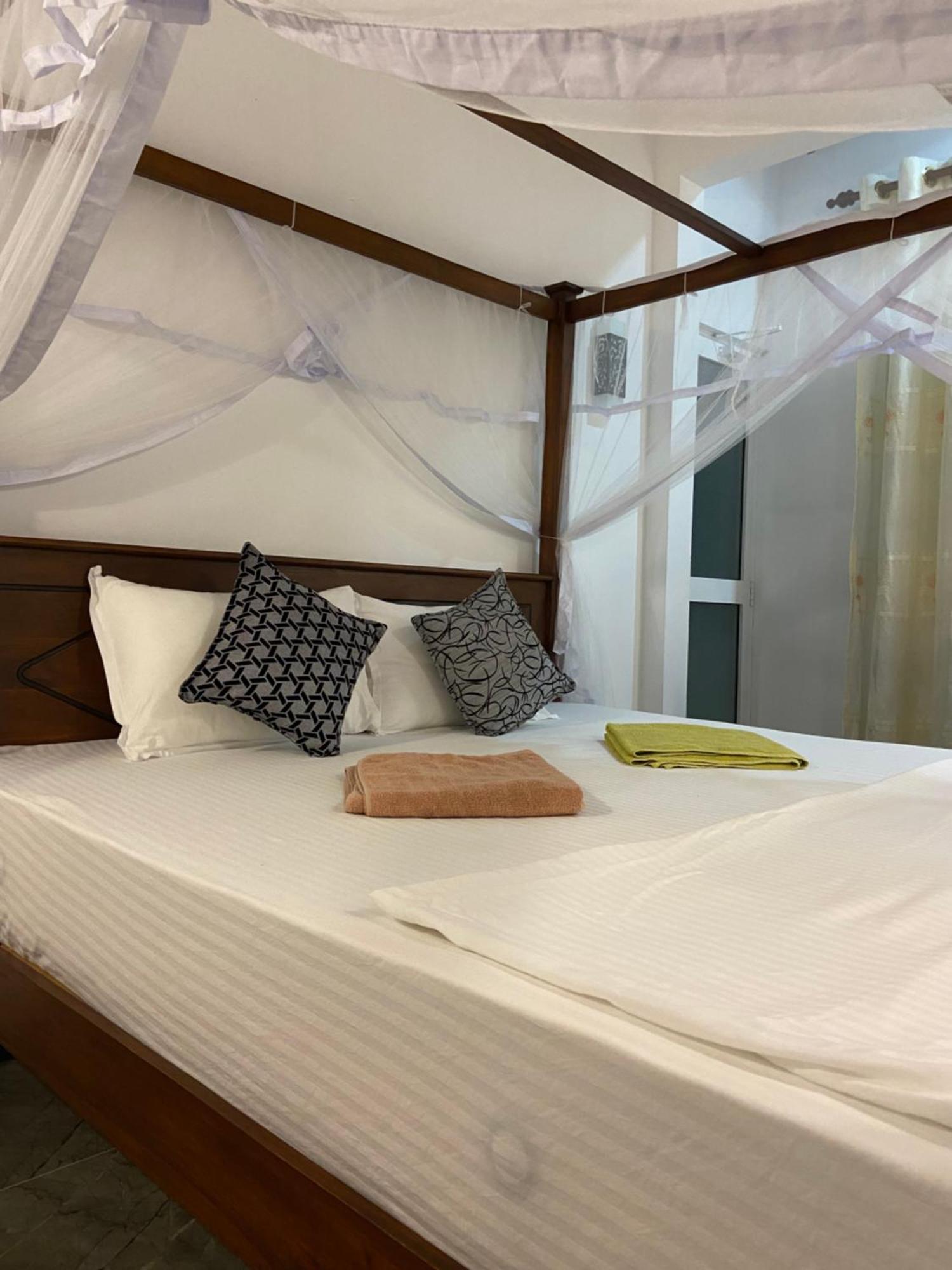 Mirissa Gold Rush Villa ภายนอก รูปภาพ